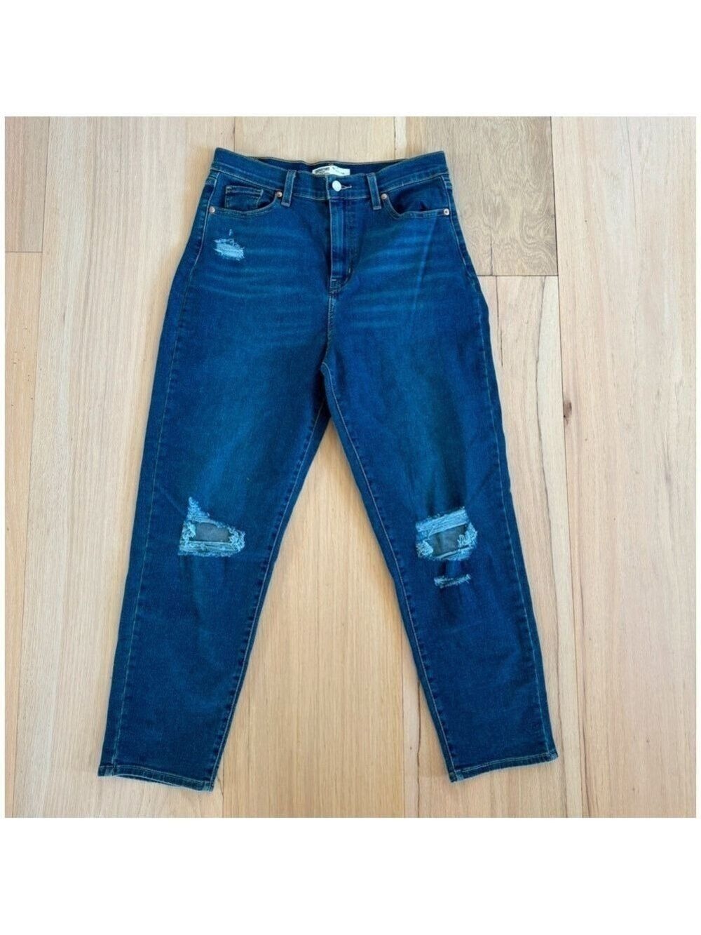 Signature by Levi Strauss Mom Jeans Distressed Medium Wash Jeans Size 8